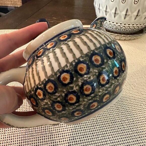 Boleslawiec Polish Pottery Handpainted Peacock Multicolor Teapot small RARE! - Picture 6 of 7
